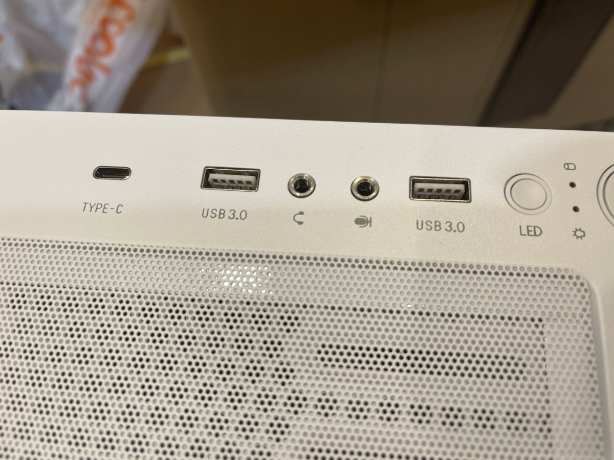 B660M-12.jpg B660M-12.jpg